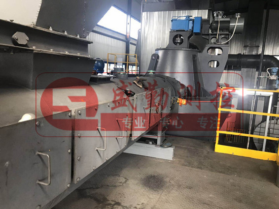 JGC-30型高爐噴煤專用稱重給煤機,是針對冶金行業(yè)煉鐵高爐噴煤新工藝、高爐吹噴制粉系統(tǒng)工藝要求而設計制造的專用稱重給煤機。給煤機即可與噴煤自動檢測系統(tǒng)聯(lián)機程序運行,也可單獨運行。專用稱重給煤機充分滿足設備控制要求,適應制粉、噴煤工藝氣混合測量和煤粉易燃爆的特點,測量準確、維護量小、防爆、使用壽命長,是具有先進性與實用性相結合的計量控制裝置。